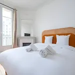 Tbs 325 - Superb Apartment With Eiffel Tower View